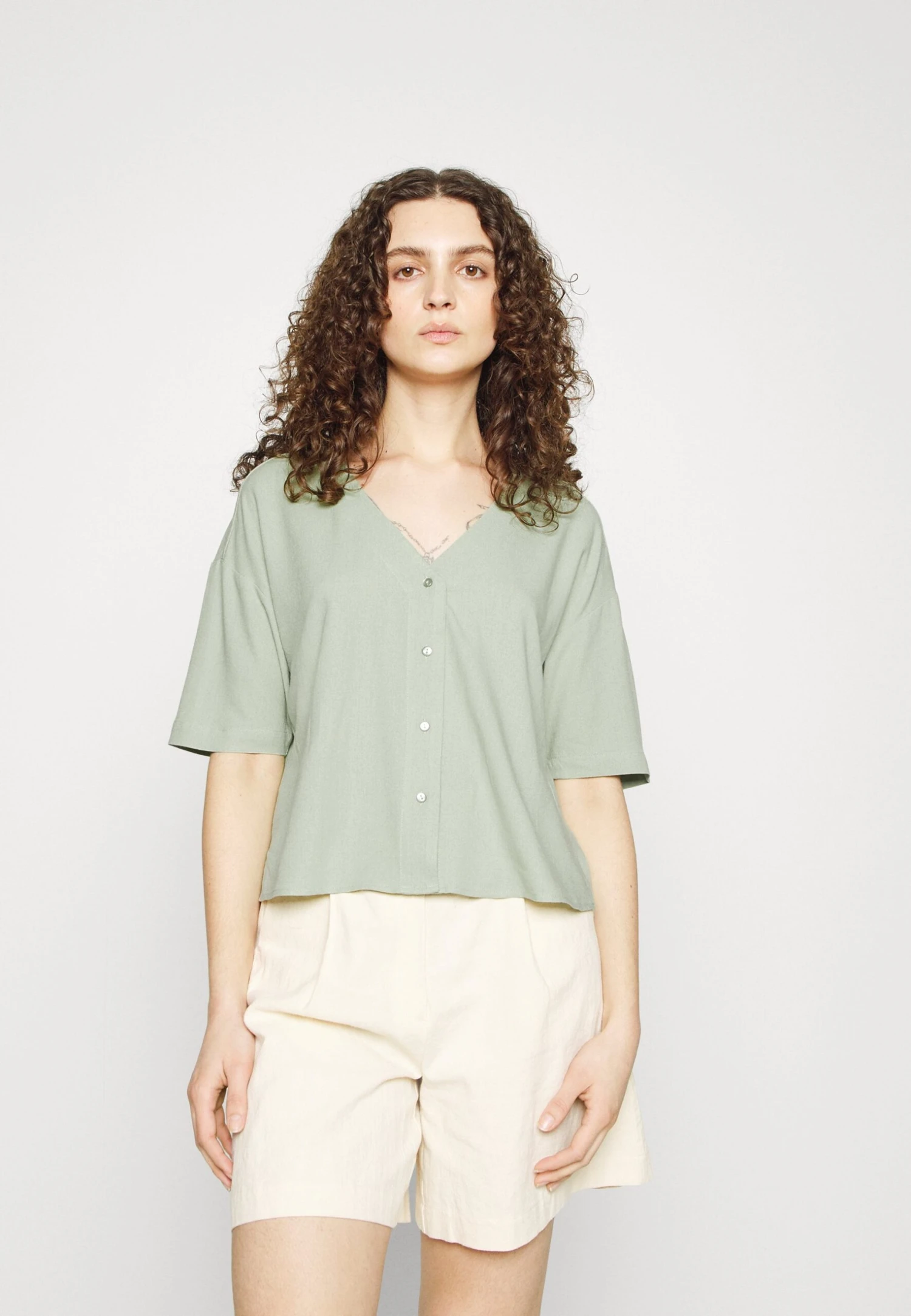 Vero Moda Tall Vmjesmilo - Blouse - Reseda