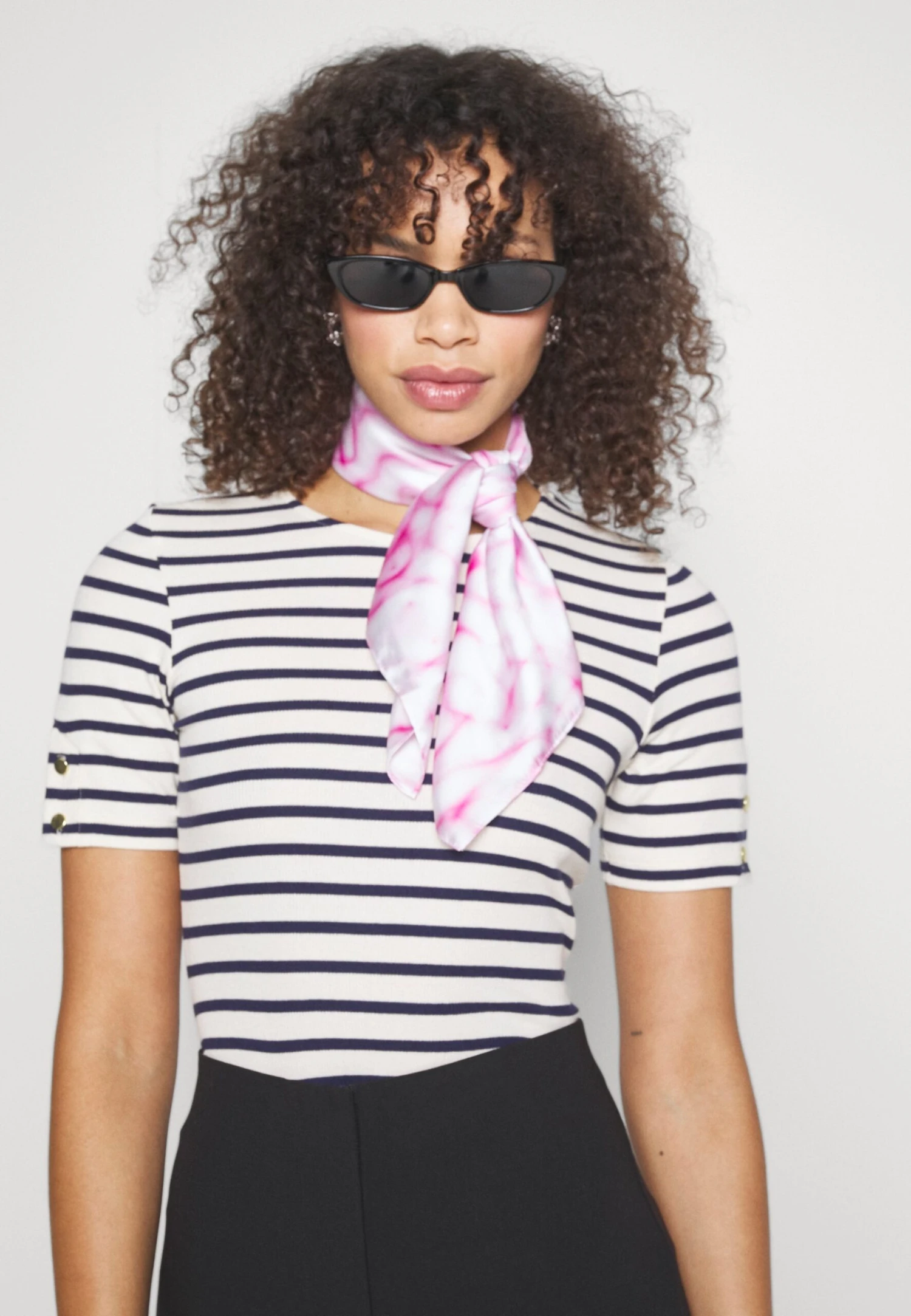 Vero Moda Tall Vmsandy Straight Pant - Chino - Black – Image 4