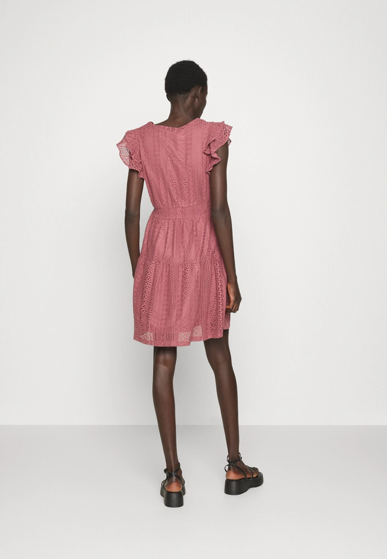 Vero Moda Tall Vmhoney Vneck Short Dress - Robe Chemise - Rose Brown – Image 3