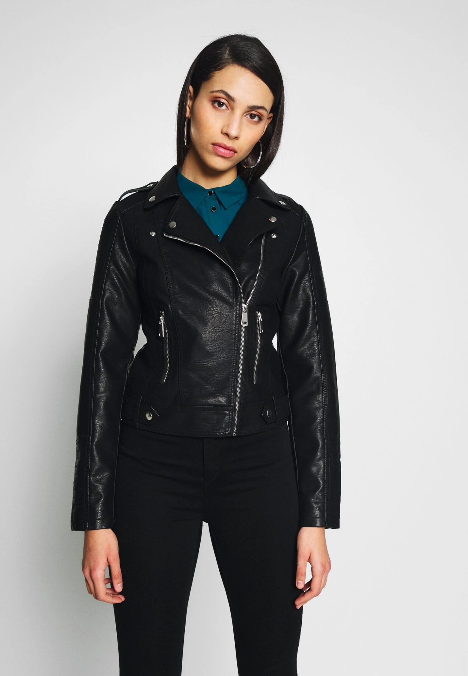 Vero Moda Tall Short Jacket - Veste En Similicuir - Black