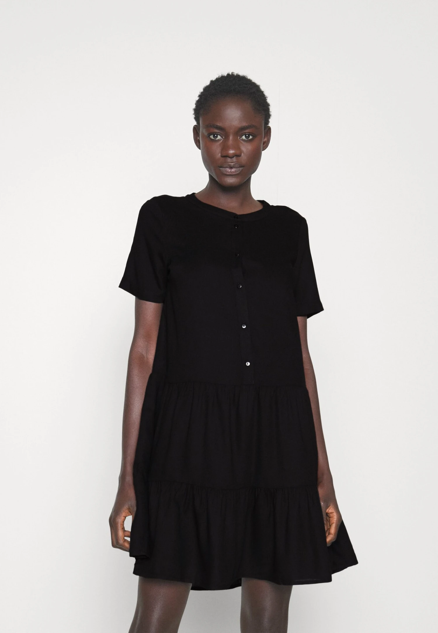 Vero Moda Tall Short Dress - Robe De Jour - Black