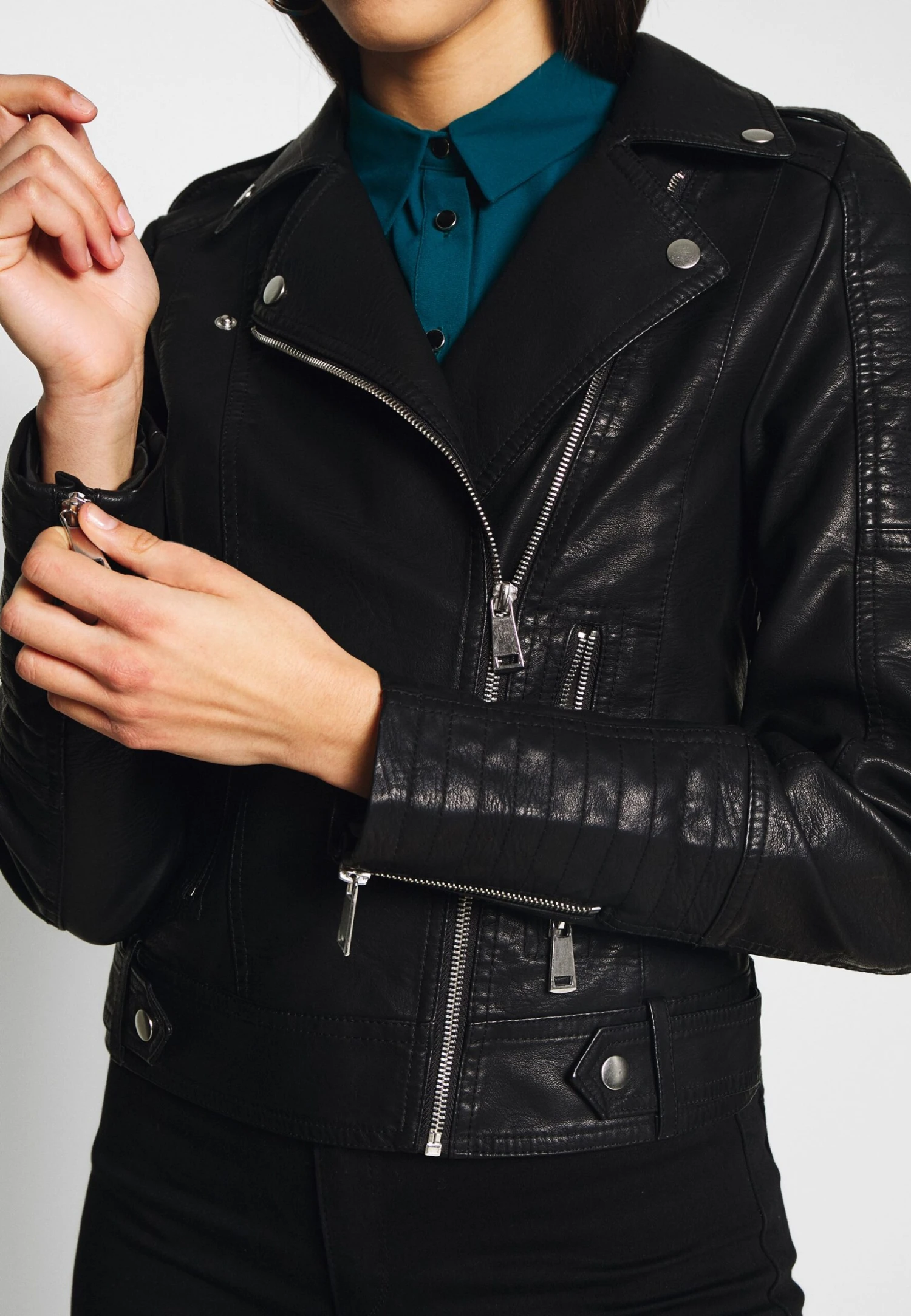 Vero Moda Tall Short Jacket - Veste En Similicuir - Black – Image 6