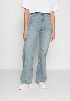 Vero Moda Tall Straight Jeans - Jean Droit - Light Blue Denim