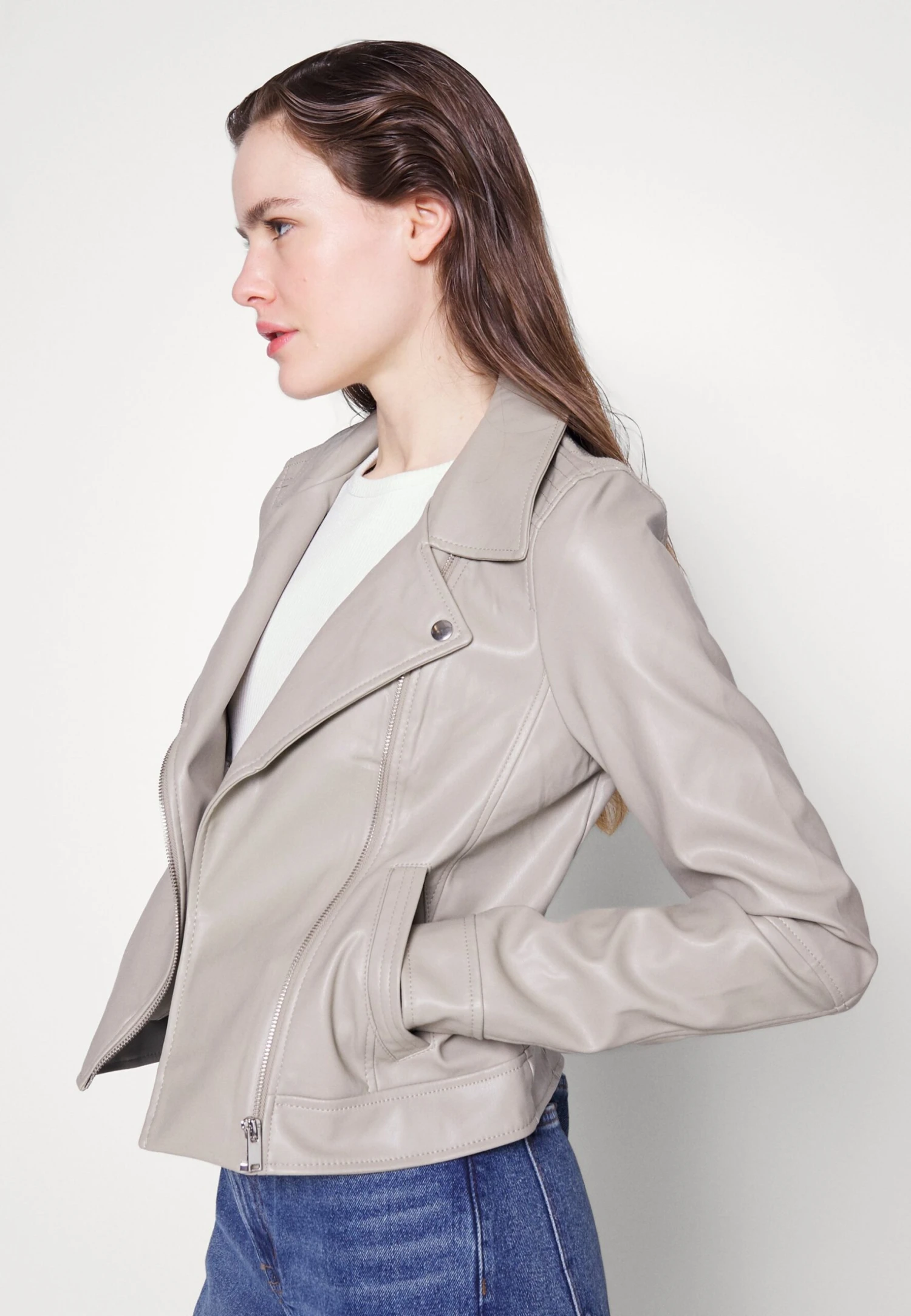 Vero Moda Tall Vmbella Annabel Coated Jacket - Veste En Similicuir - Laurel – Image 4