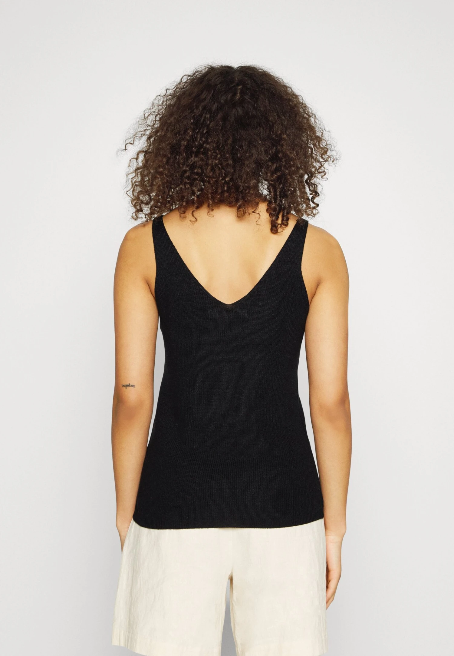 Vero Moda Tall Vmnewlex Sun - Débardeur - Black – Image 3