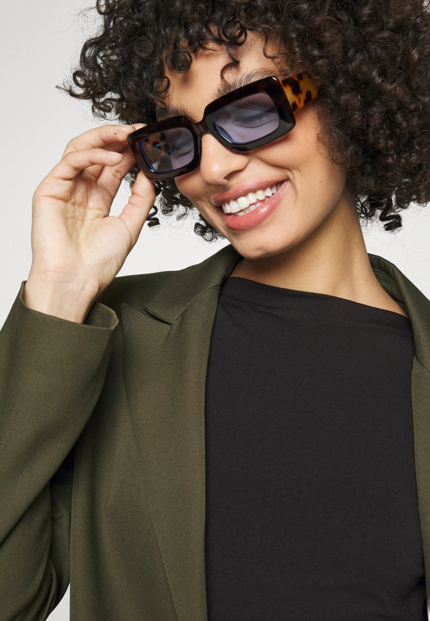 Vero Moda Tall Vmpanda - T-Shirt Basique - Black – Image 4