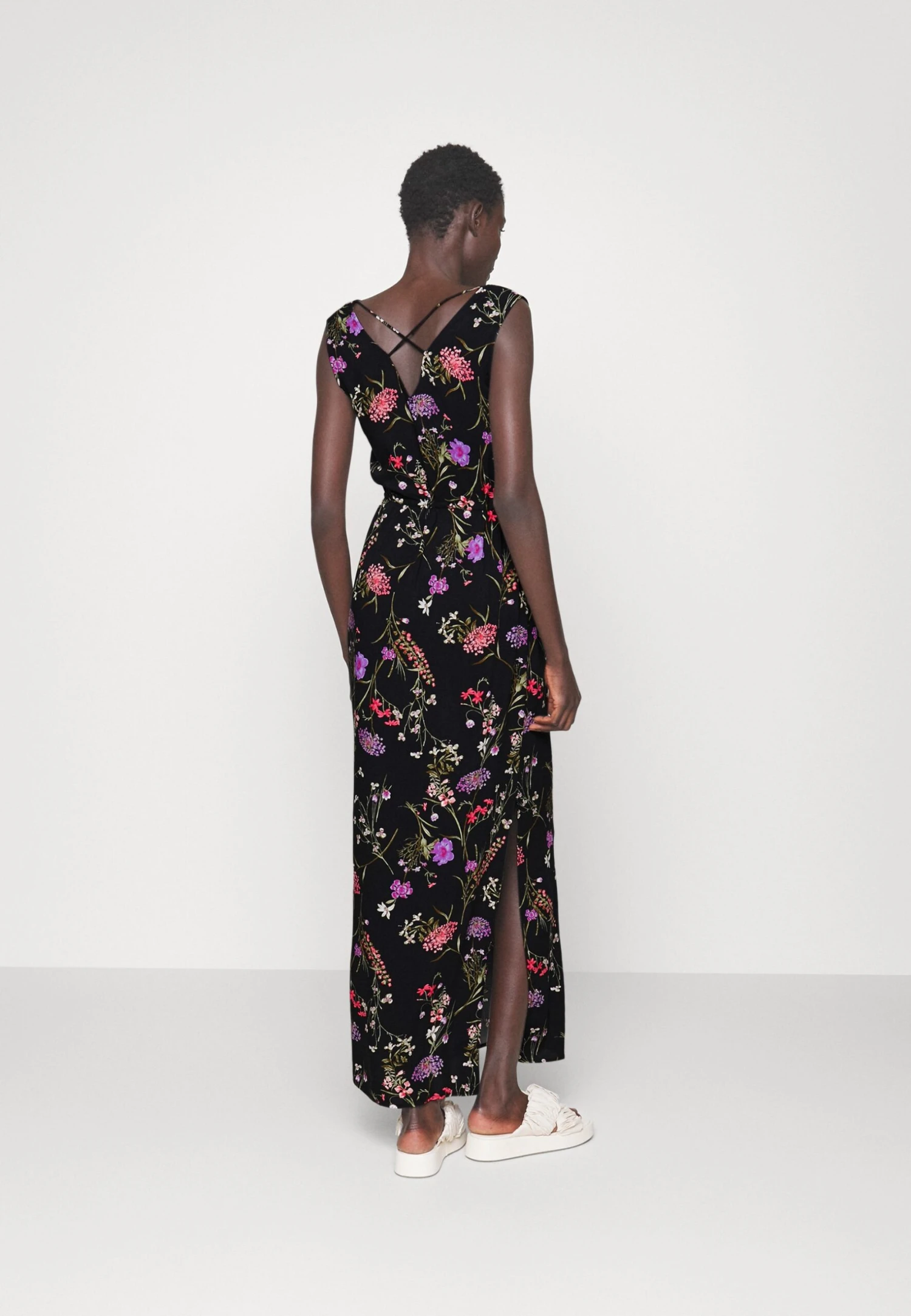 Vero Moda Tall Vmeasy Tank Dress - Robe Longue - Black/Mille – Image 3