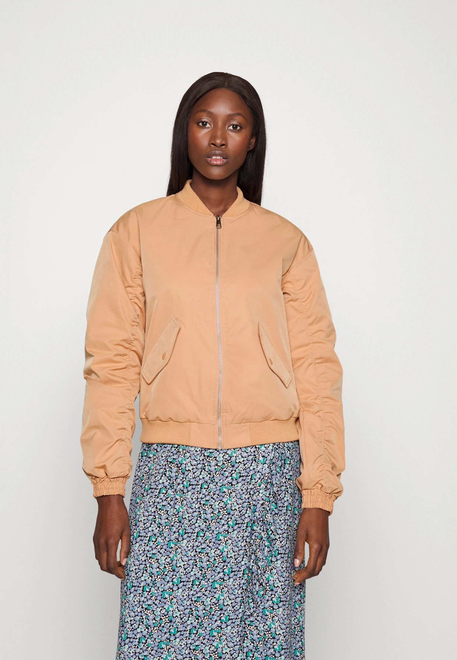 Vero Moda Tall Vmalexa Short Jacket - Blouson Bomber - Cork – Image 3
