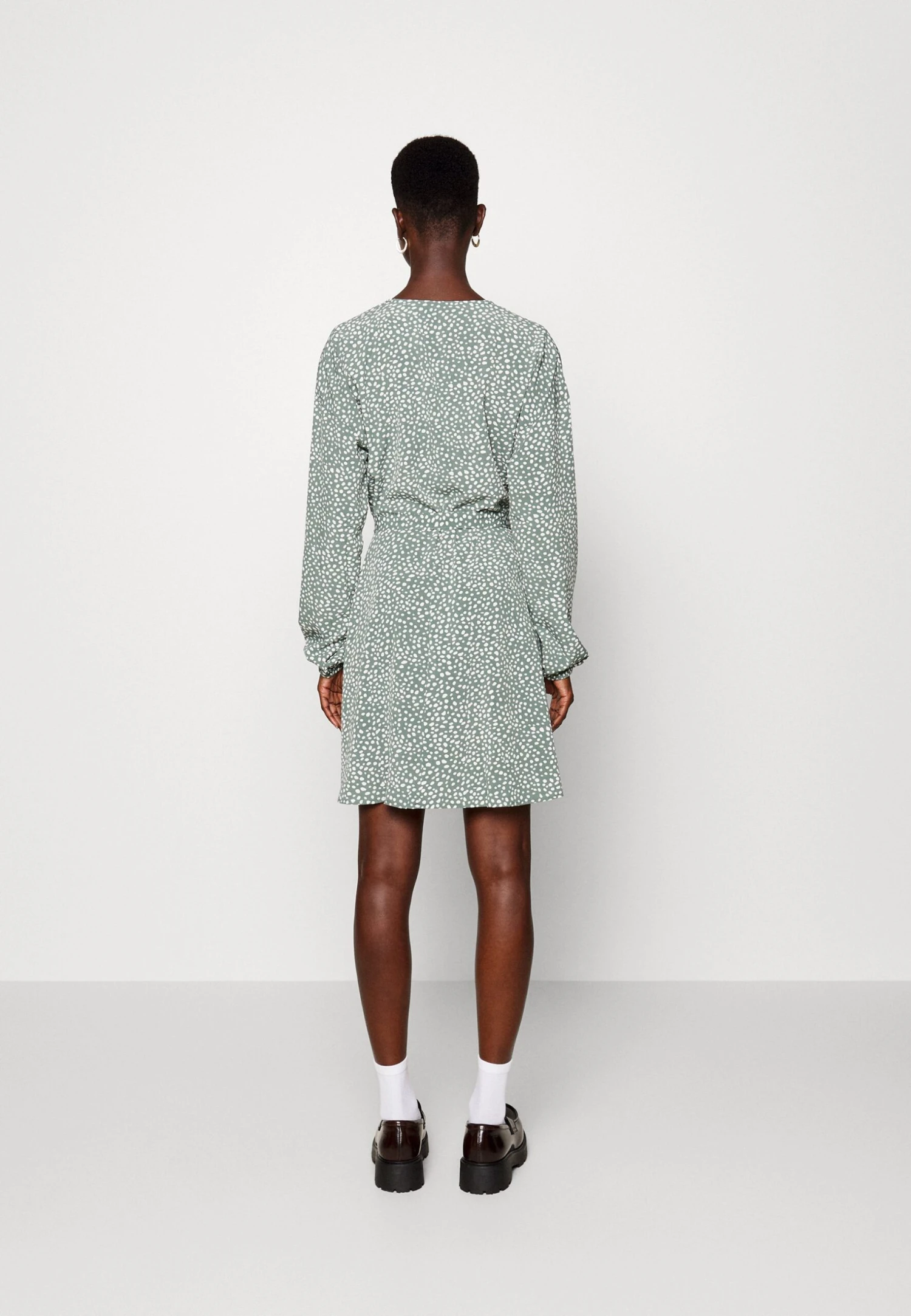 Vero Moda Tall Vmnaja Short Dress - Robe De Jour - Dark Forest – Image 3