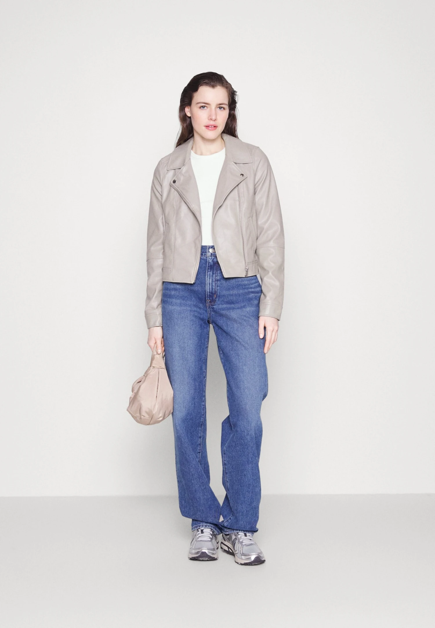 Vero Moda Tall Vmbella Annabel Coated Jacket - Veste En Similicuir - Laurel – Image 2