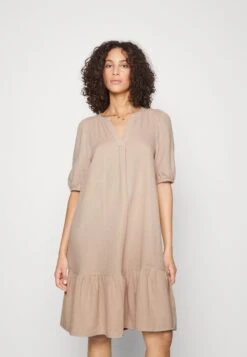 Vero Moda Tall Vmnatali Dress - Robe De Jour - Irish Cream