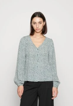 Vero Moda Tall Vmnaja V Neck Pleat - Blouse - Dark Forest/Joey Dot