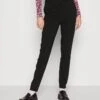 Vero Moda Tall Vmmille - Chino - Black