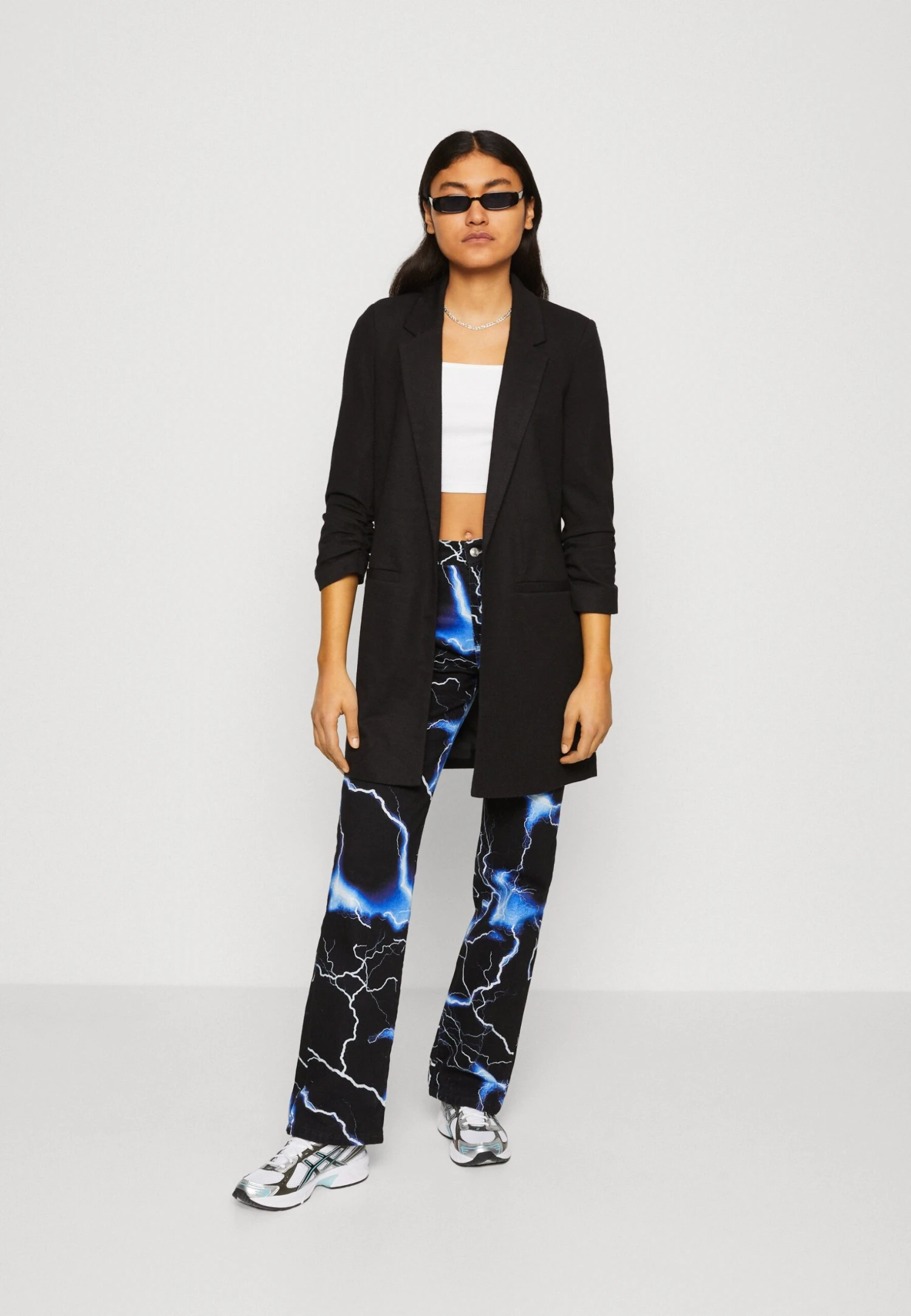 Vero Moda Tall Vmrica Long - Blazer - Black – Image 2