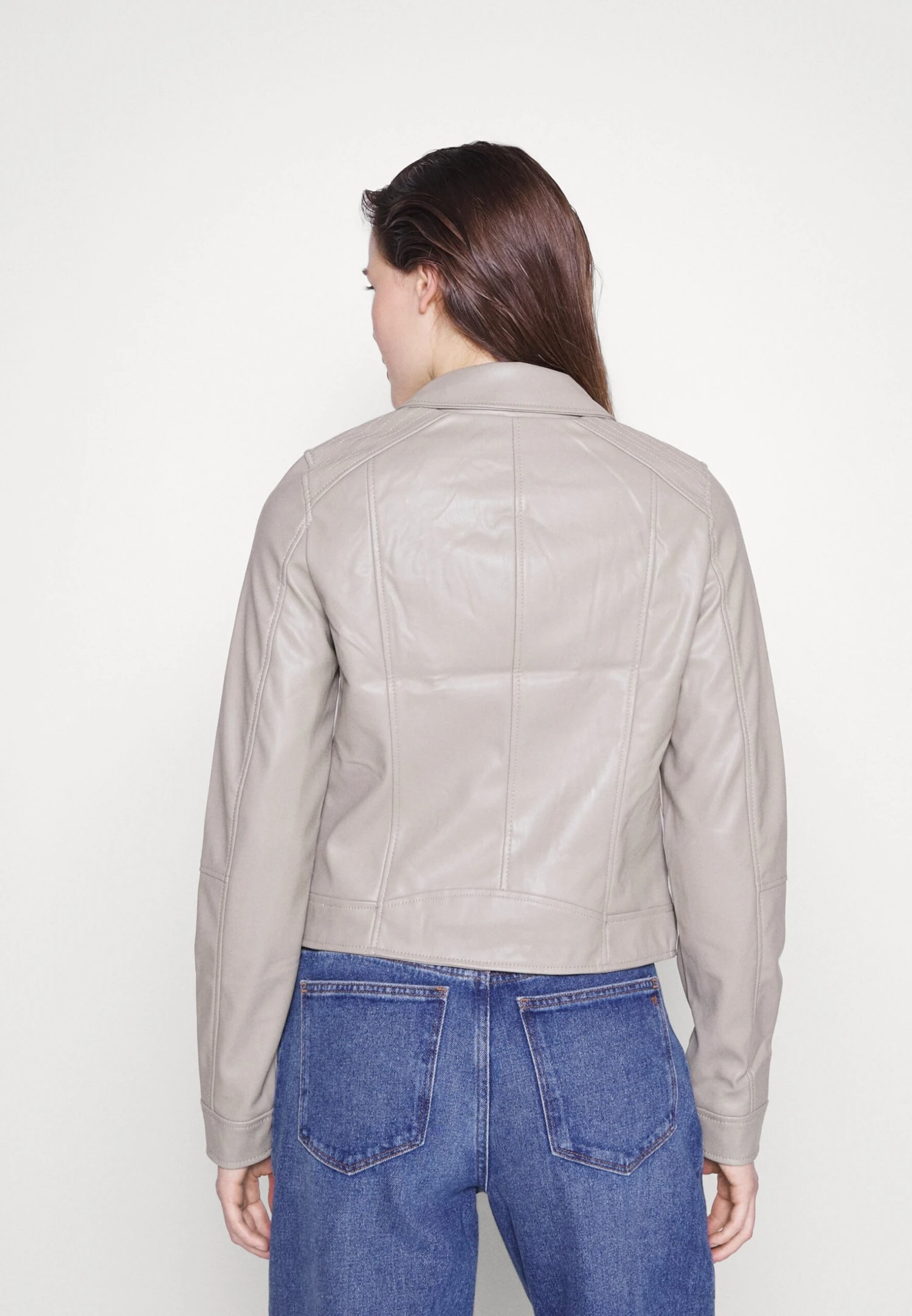 Vero Moda Tall Vmbella Annabel Coated Jacket - Veste En Similicuir - Laurel – Image 3