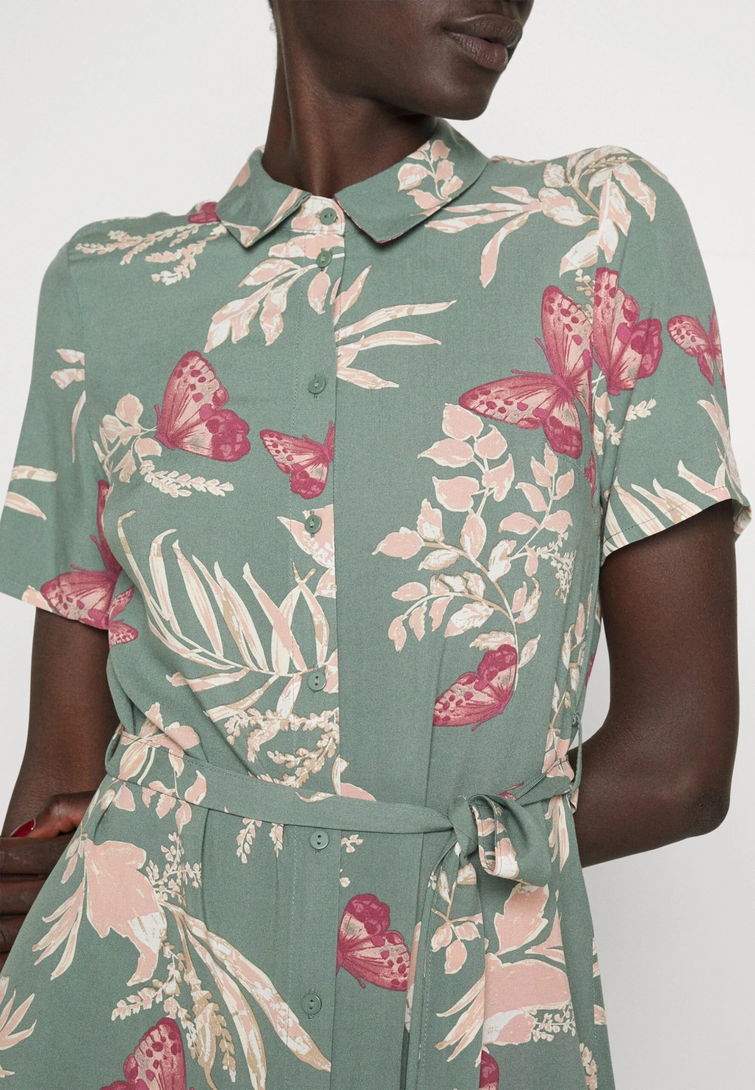 Vero Moda Tall Tie Short Dress - Robe De Jour - Laurel Wreath/Lily – Image 5