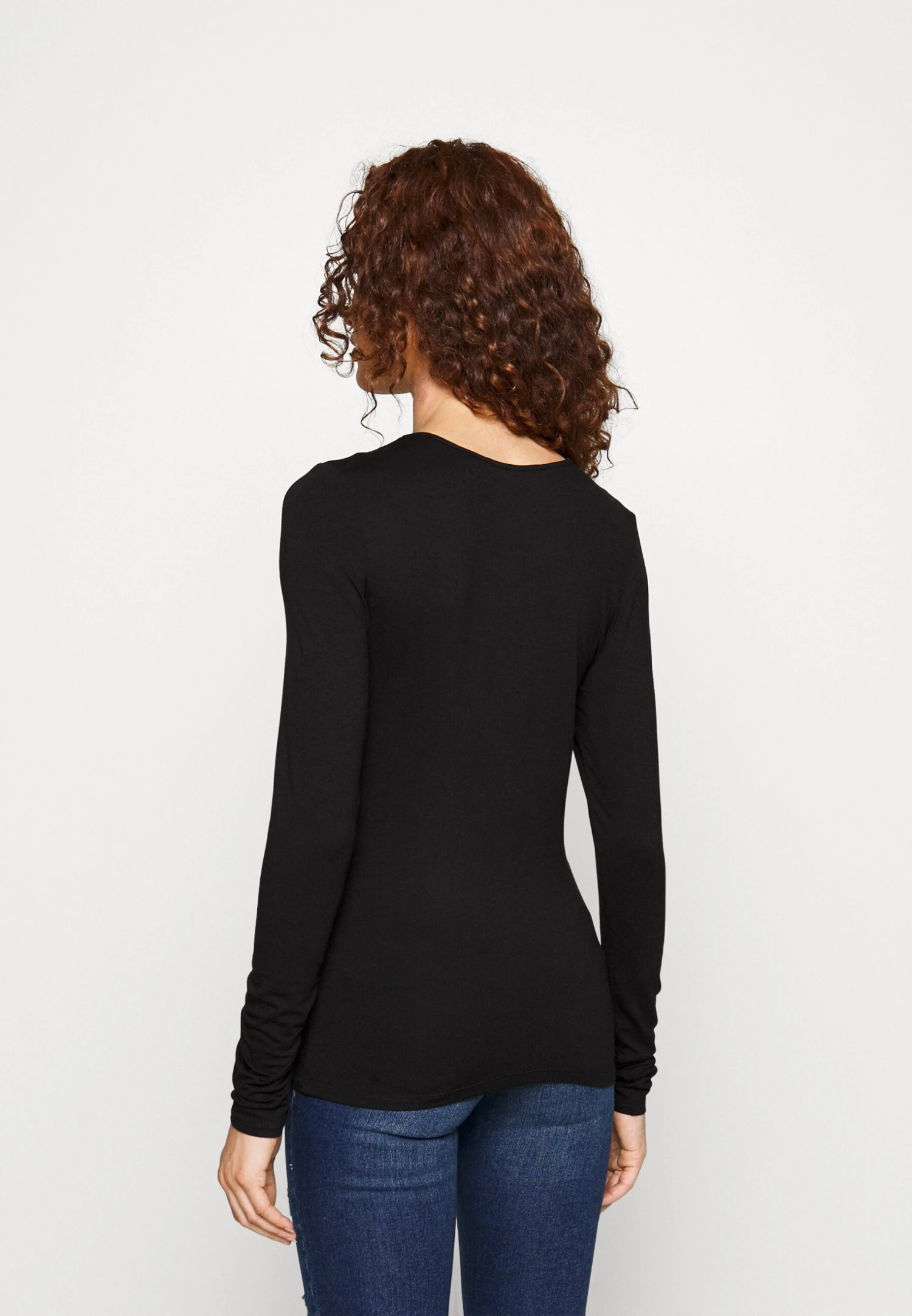 Vero Moda Tall Vmalberte V Neck - T-Shirt À Manches Longues - Black – Image 3